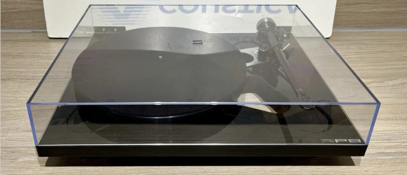 rega-planar-rp8-turntable-big-0