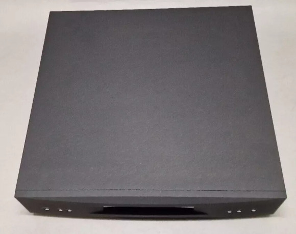 linn-akurate-ds1-network-stramer-remote-big-1