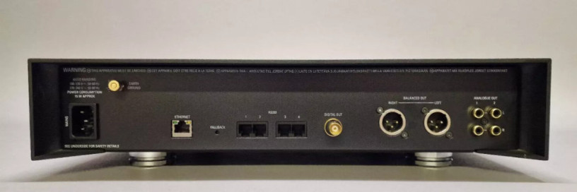 linn-akurate-ds1-network-stramer-remote-big-2