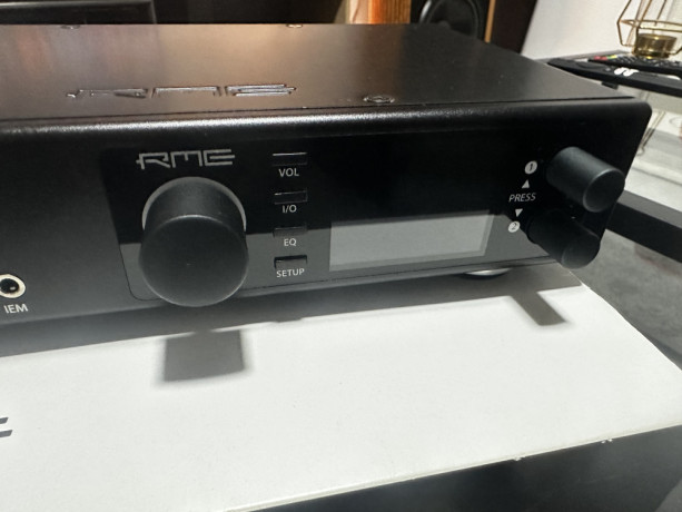 rme-adi-2-dac-fs-big-3