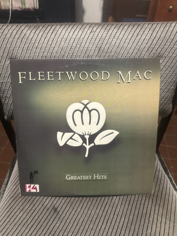 fleetwood-mac-greatest-hits-big-0
