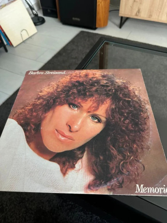 barbara-streisand-memories-big-0