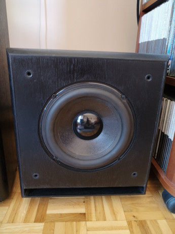 kef-c4-aktivni-sabvufer-prvi-vlasnik-big-0