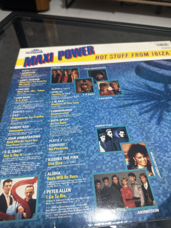 hot-stuff-from-ibiza-2lps-big-1